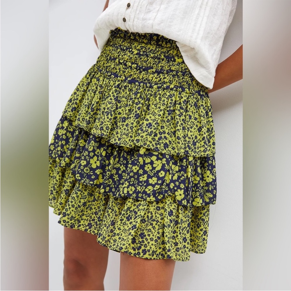 Current air ruffled mini skirt. Size extra small. Very cute!! Floral.